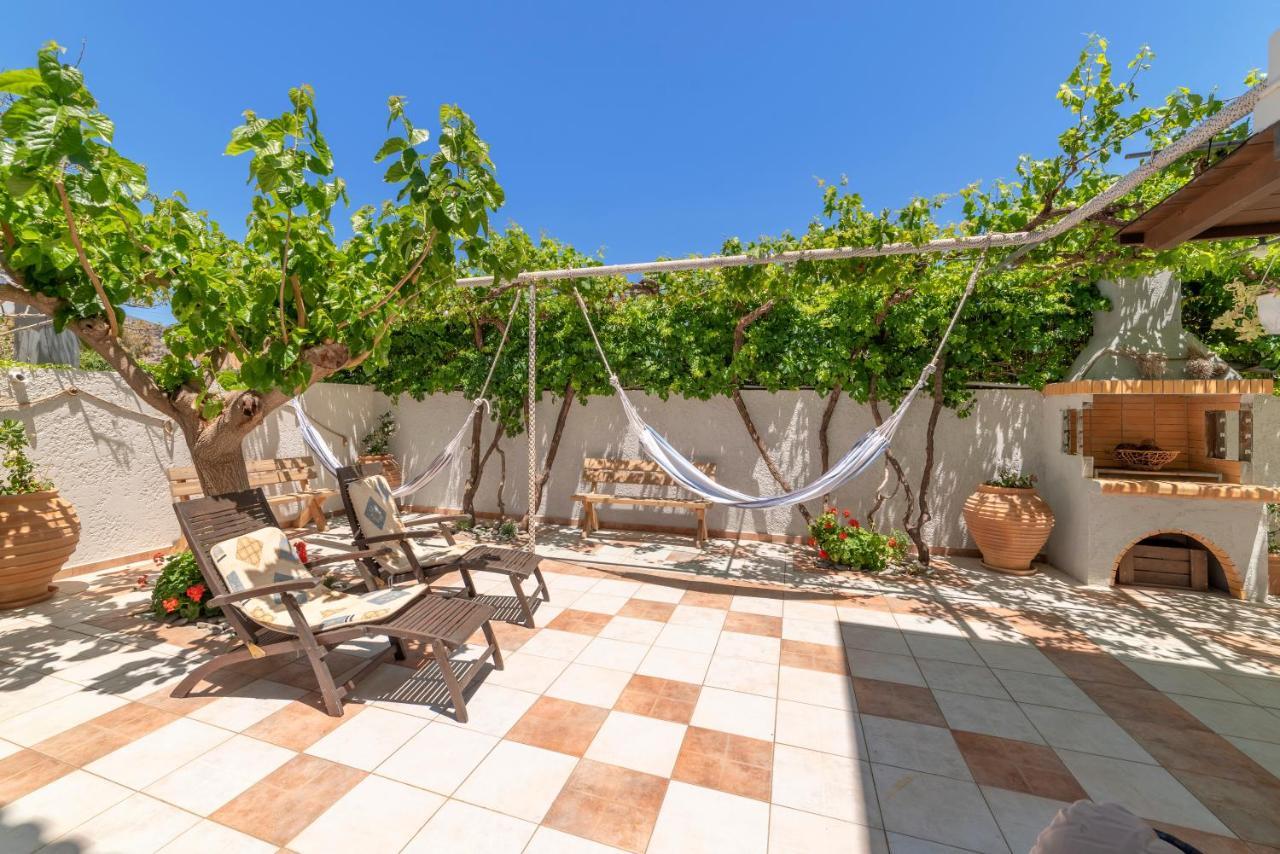 Paradisos Luxury Villas Next To Beach Koutsourás Exteriér fotografie