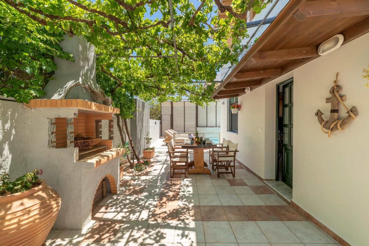 Paradisos Luxury Villas Next To Beach Koutsourás Exteriér fotografie